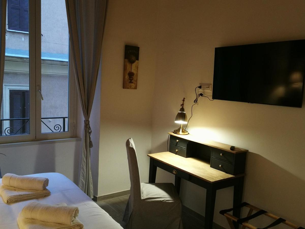 Christy Suite Elegante Appartamento Nel Centro Storico Di אנזיו מראה חיצוני תמונה
