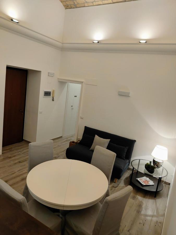 Christy Suite Elegante Appartamento Nel Centro Storico Di אנזיו מראה חיצוני תמונה