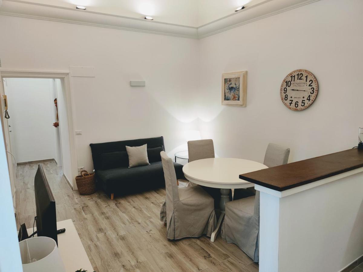 Christy Suite Elegante Appartamento Nel Centro Storico Di אנזיו מראה חיצוני תמונה
