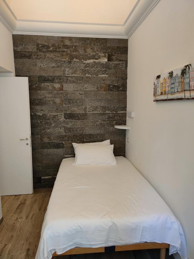 Christy Suite Elegante Appartamento Nel Centro Storico Di אנזיו מראה חיצוני תמונה
